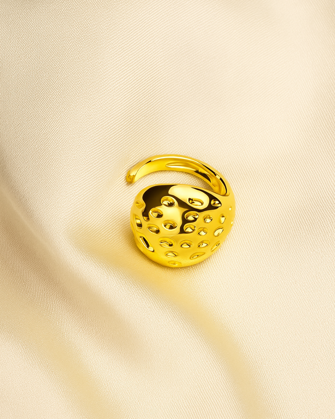 Zyra Ring