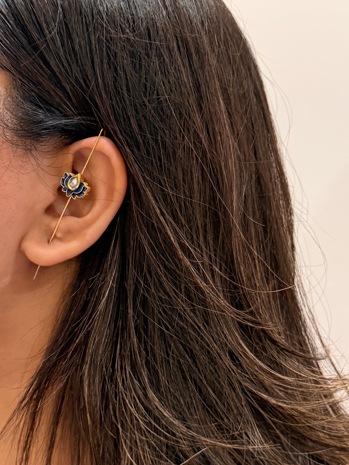 Lotus Earcuff